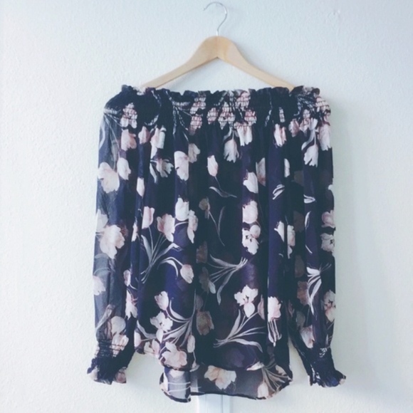 NWT chiffon pink floral off-shoulder top    - Picture 5 of 7